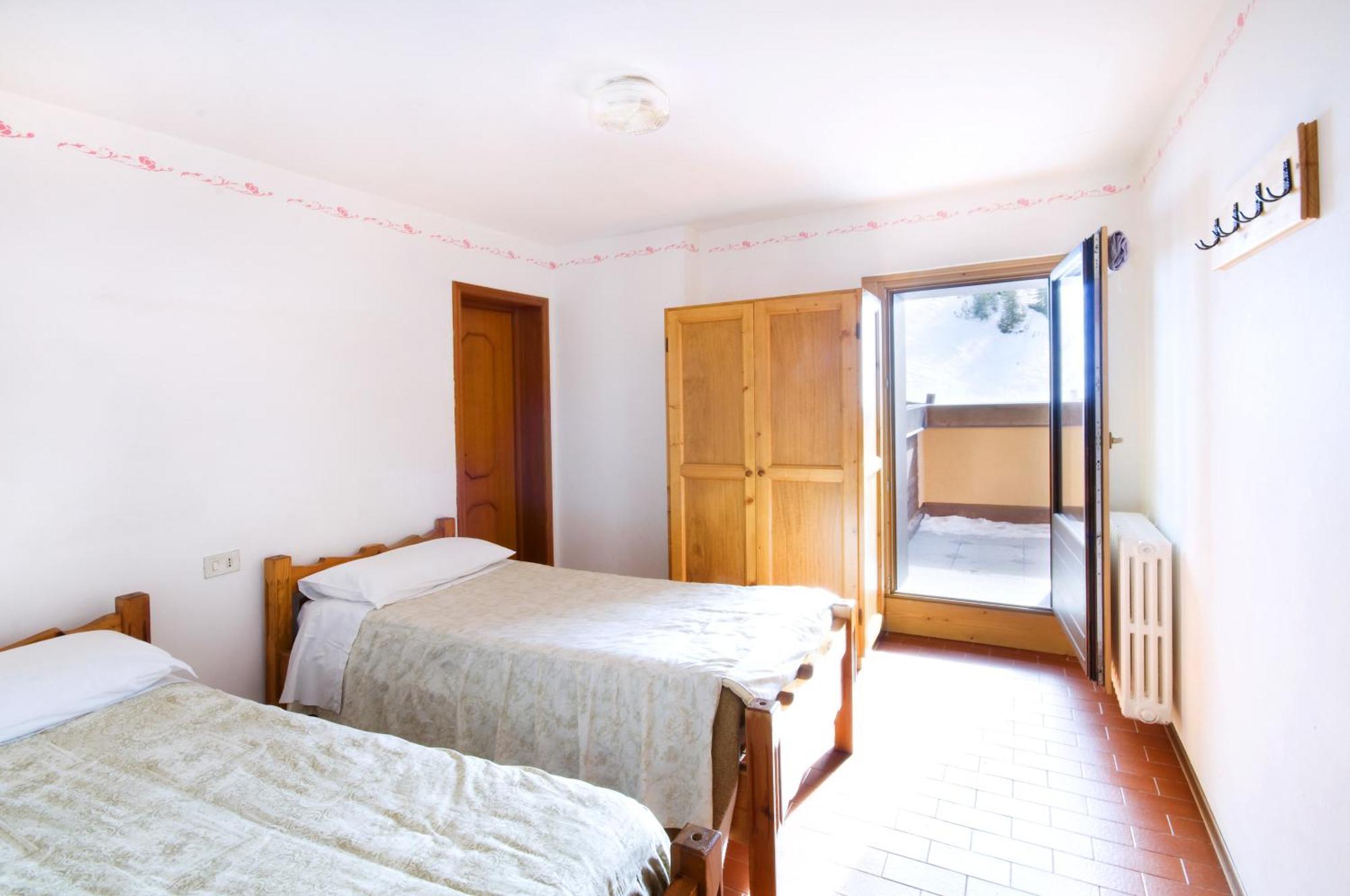 ヴァルディソット Chalet Dei Rododendriヴィラ 部屋 写真