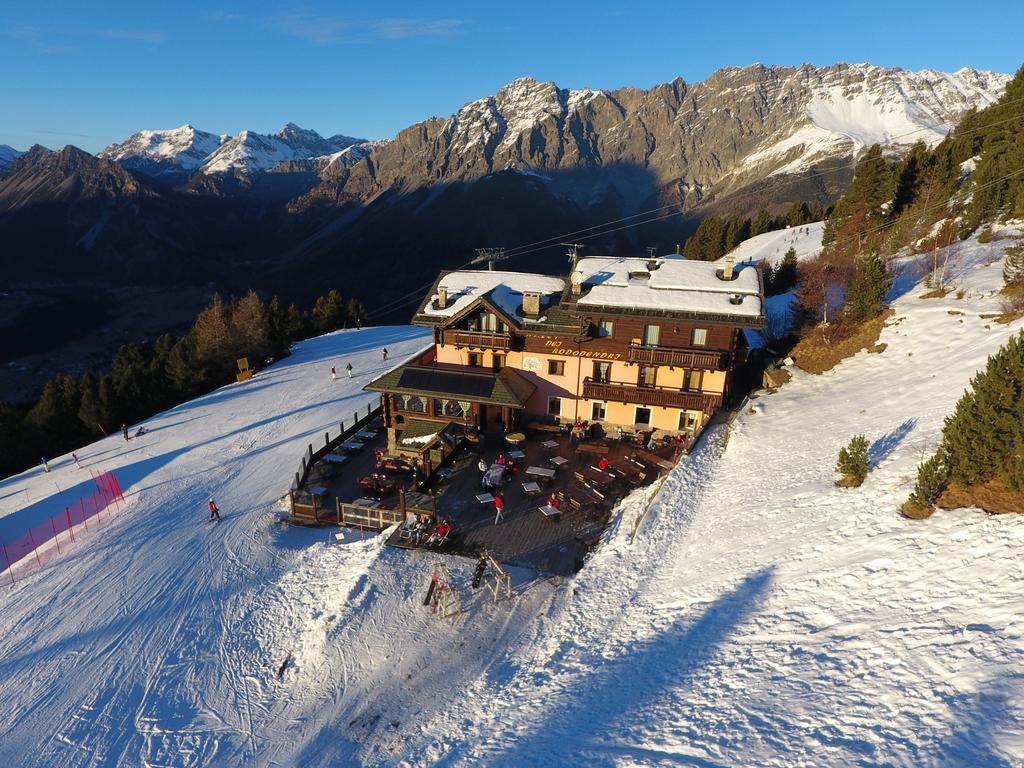 ヴァルディソット Chalet Dei Rododendriヴィラ エクステリア 写真